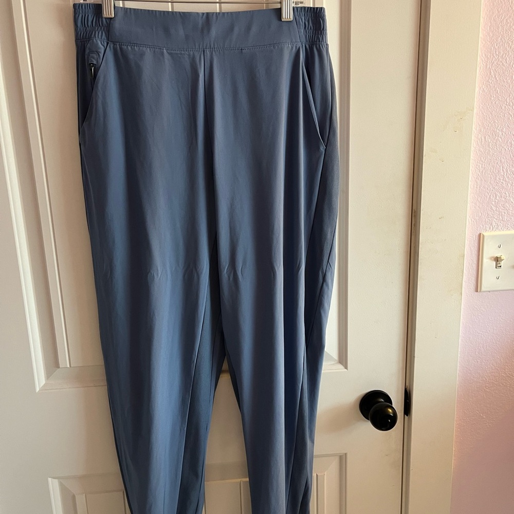 Women’s Athleta Brooklyn Jogger